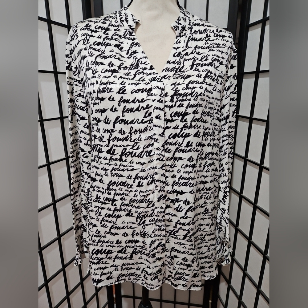 Chico's Size 3 (XL) BLACK & WHITE Viscose Long Peasant Sleeve Blouse